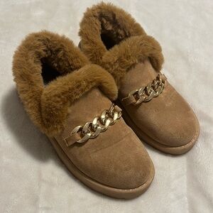 Steve Madden fuzzy shoes
